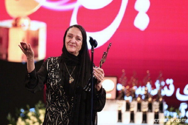 واکنش بهاره رهنما به تشکر گلاب آدینه در جشن حافظ از مهدی هاشمی