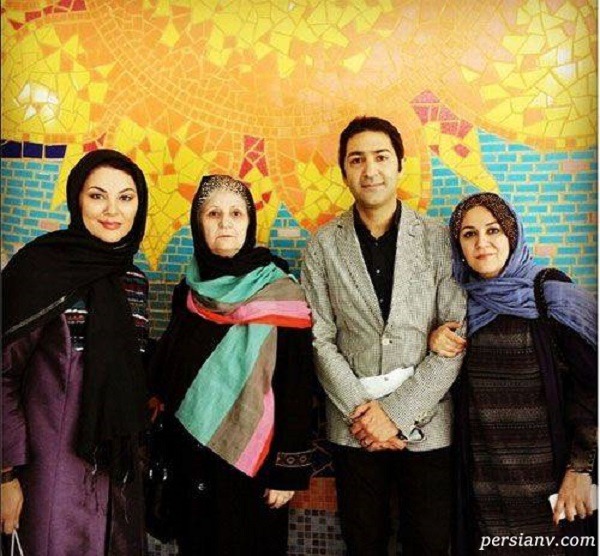 لاله و ستاره اسکندری در کنار مادر و برادرشان لاله و ستاره اسکندری در کنار مادر و برادرشان