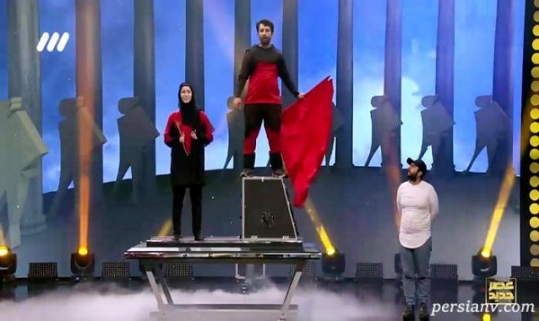 شعبده بازی در برنامه عصر جدید با اجرای حیرت انگیز محمد حیدری و گروهش