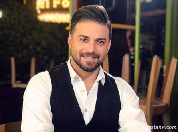 سلفی بابک جهانبخش از همسر و پسرش در خیابان شلوغ