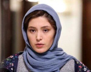 عکس فرشته حسینی روی جلد مجله صربستانی