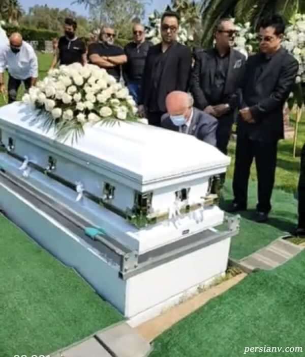 خاکسپاری شهرام کاشانی مادر شهرام کاشانی