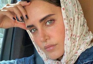 مدل شال بستن جدید الناز شاکردوست که قابل شناسایی نیست