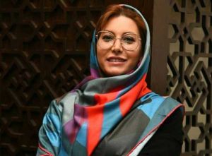 تصاویر جدید فریبا نادری در کنار خواهر و برادرش حمید
