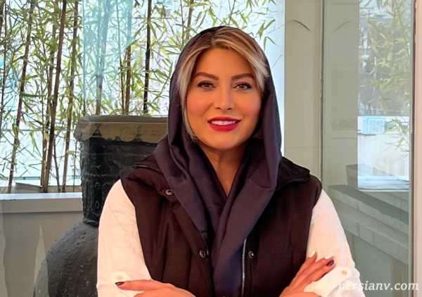 فریبا نادری در جشن تولد خواهرش فرشته که خیلی شبیه خودش است