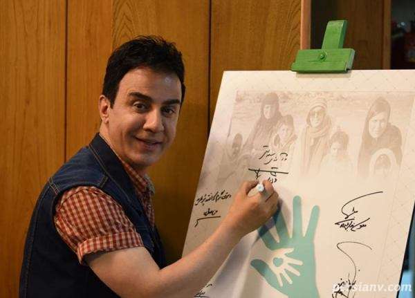 وقتی مادر عمو پورنگ موبایلِ پسرش رو قایم می کنه !