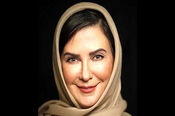 چهره لعیا زنگنه بازیگر سریال در پناه تو در آستانه 57 سالگی