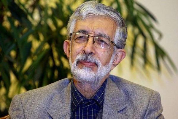 رفتار عجیب و غریب حداد عادل در یک سخنرانی حاشیه ساز شد