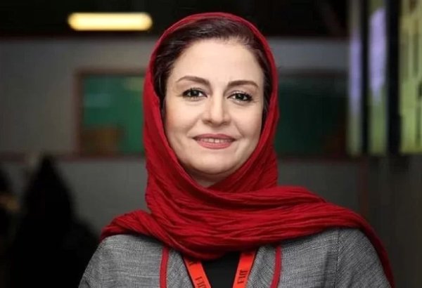 امیر حسین آرمان در جشن تولد سورپرایزی برای مریلا زارعی