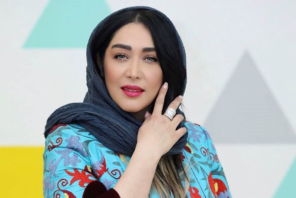 عاشقانه سارا منجزی پور