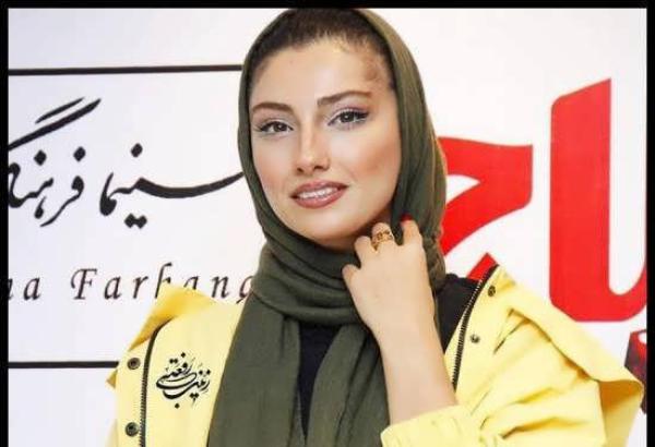 استایل پسرانه محیا دهقانی بازیگر نجلا 2 با تیشرت عجیبش