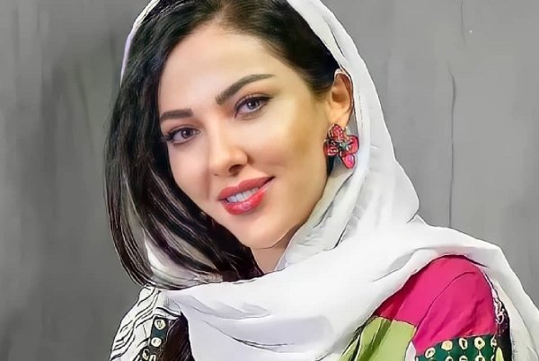 عکس پیری لیلا اوتادی