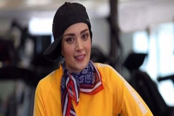 بازی حرفه ایی تنیس بهنوش طباطبایی ؛ آمادگی بدنی بالای خانم بازیگر