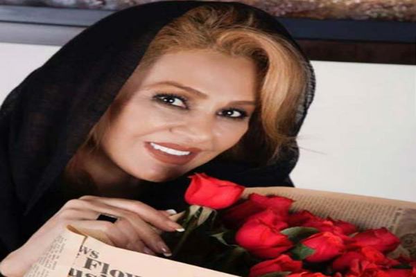نسرین مقانلو بازیگر معروف این بار در عرصه مدلینگ / شکر خدا از عزا در آمد