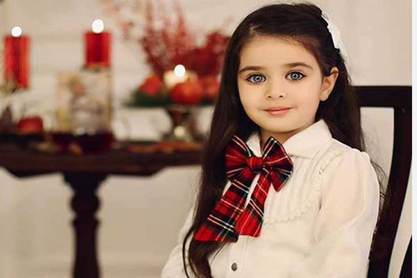 اعتراض هانا پاک نیت به روز جهانی زن / حسادت دخترانه نسبت به مادرش