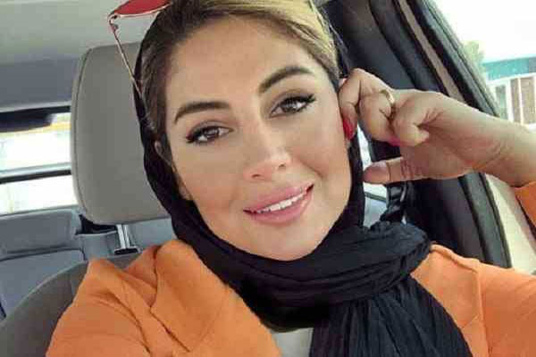 سوشی خوری به سبک پریا پرتوی فر در رستوران شیک و منحصر به فرد / مدل عکاسی ترند همسر خواننده