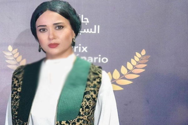 پوشش بهاری پریناز ایزدیار که شبیه استایلش در جشنواره مراکش است