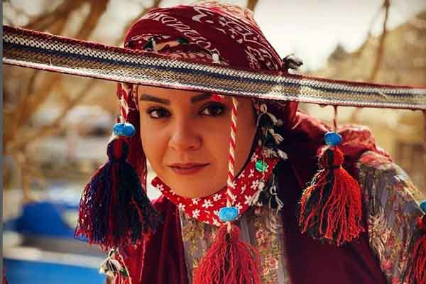 تولد 36 سالگی آتنا مهیاری بازیگر ماه کاووس در نون خ / چقدر چهره اش با سریال متفاوت است