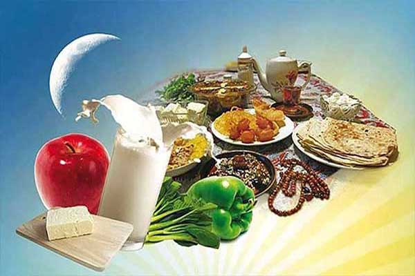 سحری خوردن یک خانواده ماه رمضان 55 سال قبل + عکس / سماور نفتی و نور گردسوز