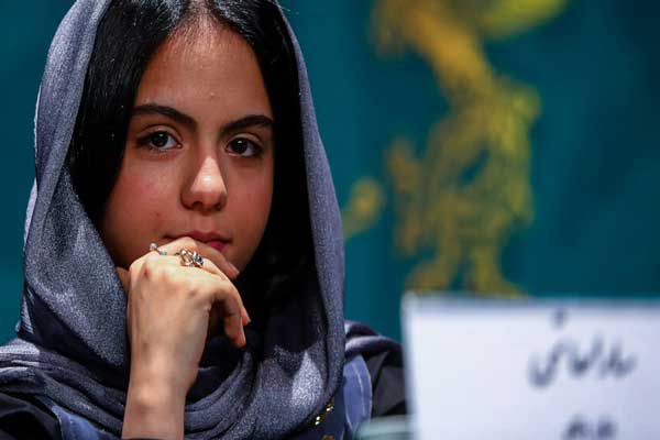 استایل بهاری سارا حاتمی بازیگر نقش مائده سریال زخم کاری / چه خانمی شده واسه خودش