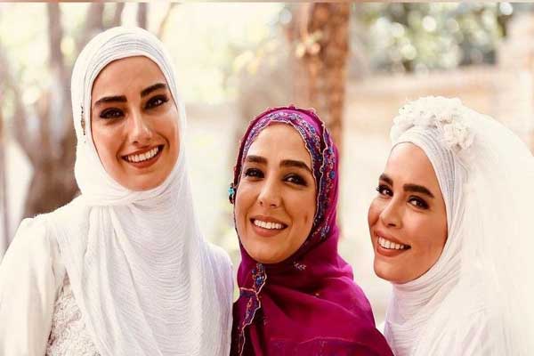 ثریا و نجلا دو بازیگر مشهور سریال نجلا بعد از دو سال در یک قاب