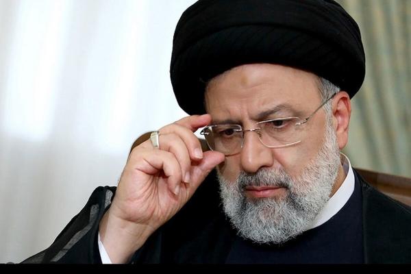 تصویری از آخرین حضور شهید رئیسی و شهید سید مهدی موسوی در جشن بزرگ ده کیلومتری غدیر