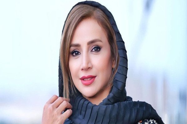 خوشگذرانی مادر و دختری شبنم قلی خانی و دخترش در سواحل شمال / لحظات بانمک و شیرین مادرانه