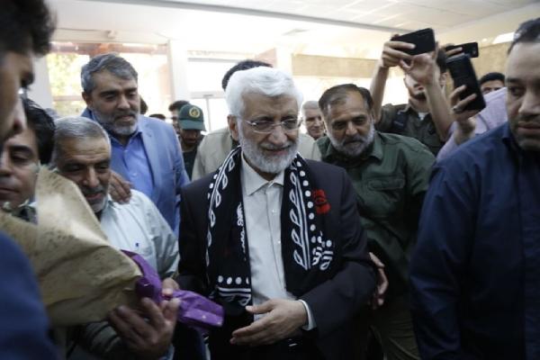 تصاویر جذاب از پوشش محلی سعید جلیلی در سفر به لرستان