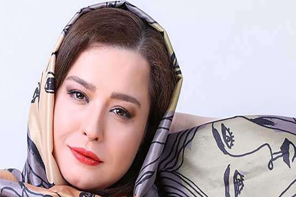 اجرای دلنشین تیتراژ زخم کاری توسط مهراوه شریفی‌نیا / لحظاتی فراموش‌نشدنی در دنیای موسیقی و تلویزیون