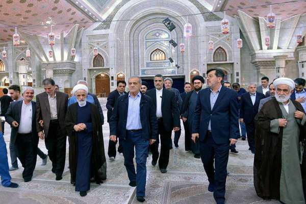 تجدید میثاق دولت پزشکیان با امام راحل(ره)  به مناسبت آغاز هفته دولت