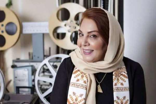 حضور پررنگ بازیگران زن در مراسم ختم زهره حمیدی / از مرجانه گلچین و الهه رضایی تا مریم معصومی و آشا محرابی