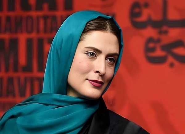 عکس زیر خاکی از کودکی بهناز جعفری در آغوش مادرش برای سالروز تولد 50 سالگی اش / چهره بامزه بازیگر معروف در بچگی