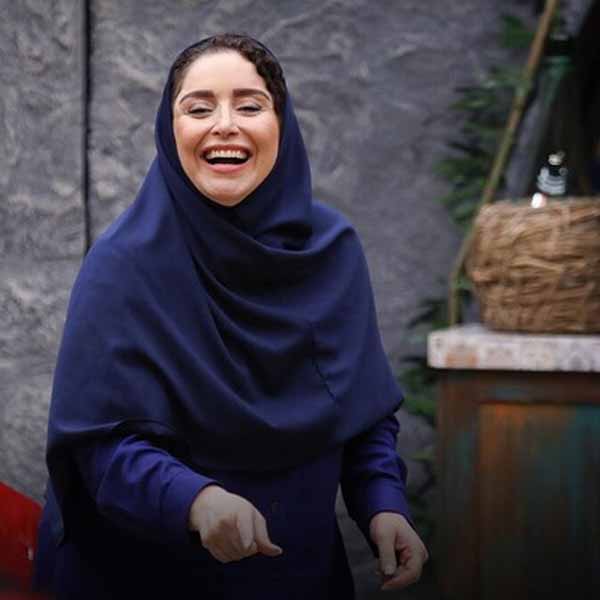  لحظه خندیدن بازیگر زیر خاکی در برنامه جوکر