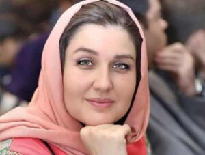 حضور متفاوت عروس خانواده سهیلی گلوریا هاردی در جوکر ۲ / فیگور بامزه خانم بازیگر برای نخندیدن