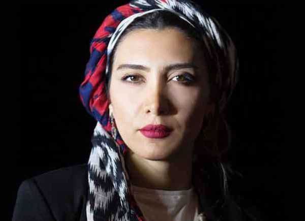 چیدمان میز شیک و زیبا برای سالروز تولد 37 سالگی نیکی مظفری / آرزوی زیبای خانم بازیگر لحظه فوت کردن شمع هایش