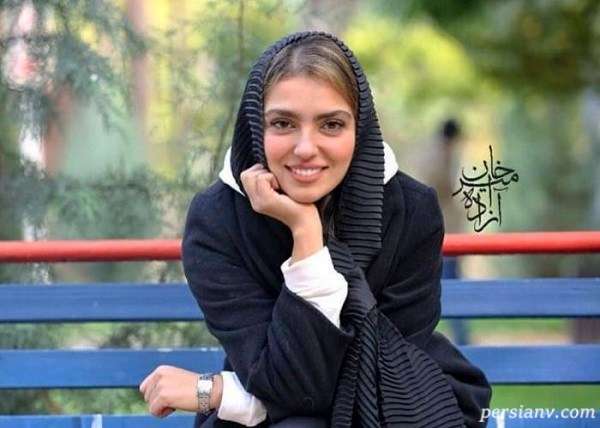 رونمایی از لباس عروس شیک و لاکچری مونا کرمی؛ بازیگر سریال “مرهم” / این مدل تازگی ها ترند شده