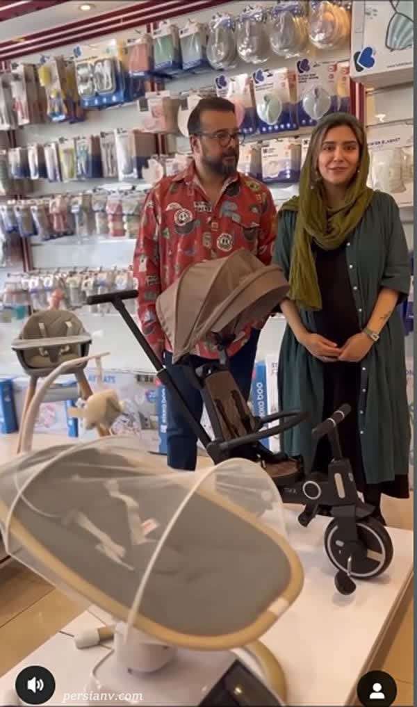 فرزند مونا کرمی