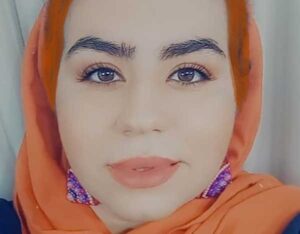 تصاویر زیبا از صهبا شرافتی؛ روناک سریال “نون خ” در سفر به دبی / تفریحات بهاری بازیگر جوان در میراکل بزرگترین باغ گل دنیا