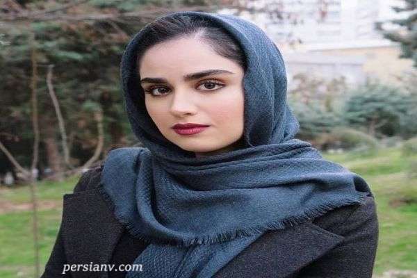 رونمایی هانیه غلامی، بازیگر سریال یزدان، از تیپ عربی خاص خود در سفر به اهواز / تصاویر پربازدید بازیگر محبوب در گرمای تابستان