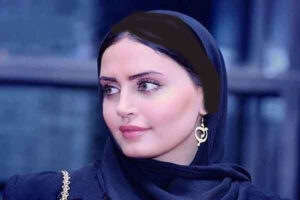 خلاقیت منحصر به فرد الناز شاکردوست در رونمایی از چهره مادرش برای اولین بار / شباهت حیرت‌انگیز مادر و دختر همه را شوکه کرد