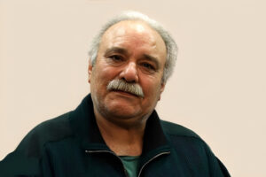 تصاویری تکاندهنده از عمق اندوه محله محمد کاسبی / وداع صمیمانه همسایگان با «خوشرکاب» سینمای ایران در میان بنرهای تسلیت