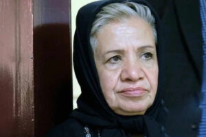 بیانیه پرشور گیتی معینی بازیگر پیشکسوت: جان و زندگی‌ام را فدای یک قطره خون شهدا می‌کنم