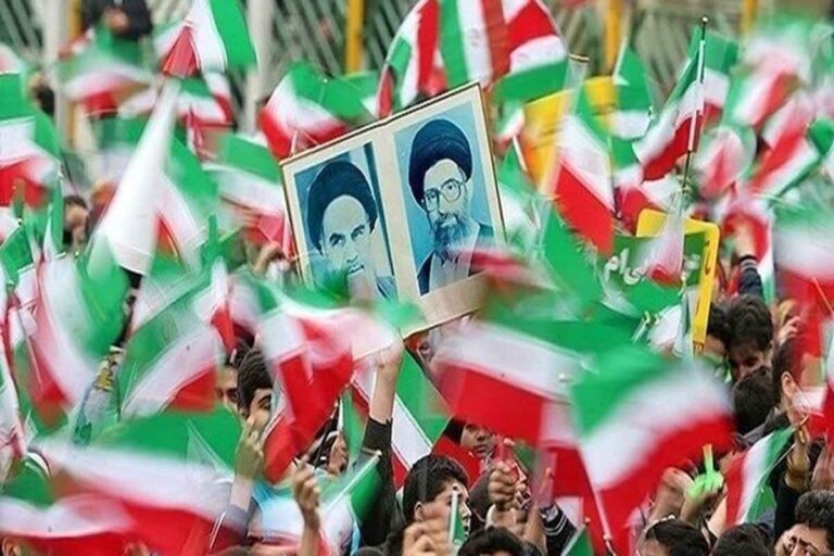 عذرخواهی علنی گزارشگر صداوسیما بابت لغزش کلامی در حاشیه راهپیمایی امروز +ویدئو