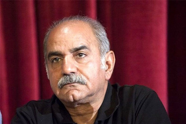 پرویز پرستویی در روز معلم: یاد ۲۶ معلم شهید میناب و ۱۵۰ کودک قربانی «بمبهای آمریکا» جاودان باد + عکس