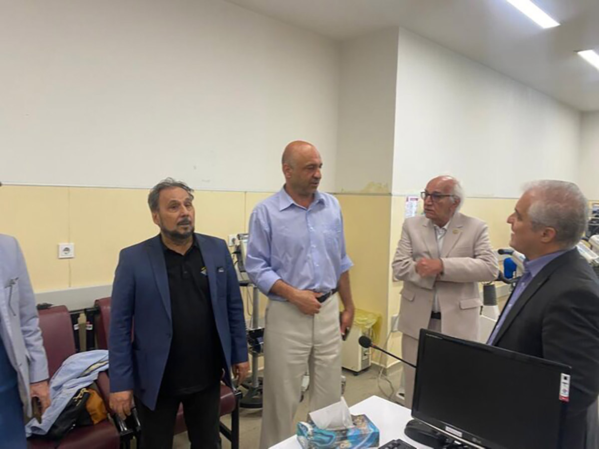 آموزش جامع تقدیر هنرمندان از کادر درمان تقدیر هنرمندان از کادر درمان