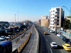 نمایی برفی از خیابان انقلاب تهران 56 سال پیش در یک روز برفی