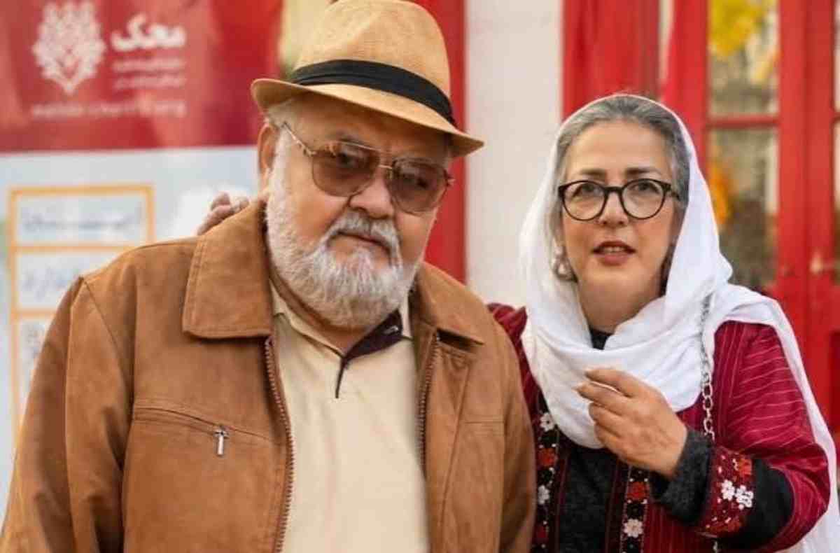 گریه‌های دردناک همسر اکبر عبدی روی تابوت همسرش ؛ خداحافظ رفیق 40 ساله …