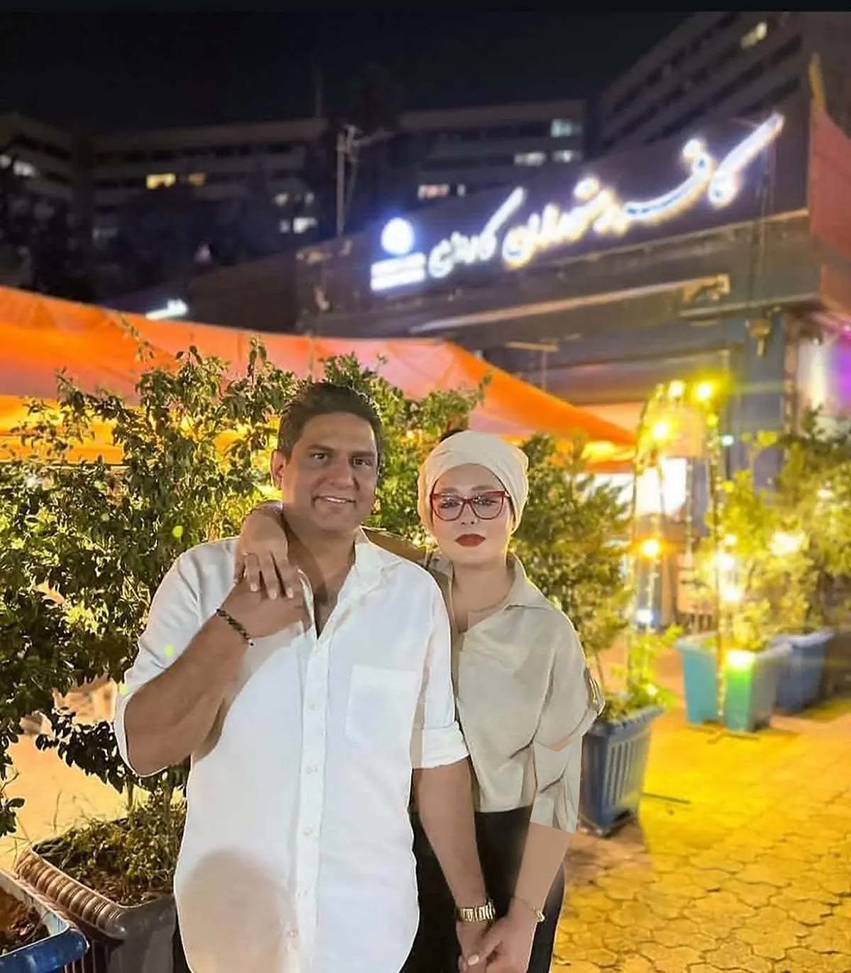 رستوران سانیا سالاری
