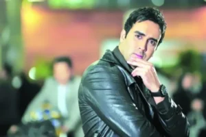 گریم پوریا پورسرخ در سریال «اعتراف می‌کنم» چهره‌اش را 360 درجه تغییر داده است+ عکس