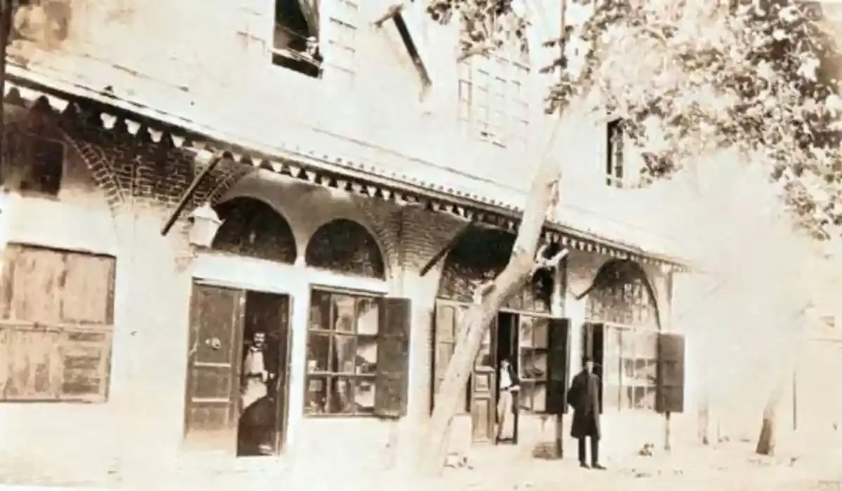 عکس دیدنی یک دختر ایرانی در دوران قاجار؛ ثبت‌شده در آتلیه مشهور آنتوان سوروگین